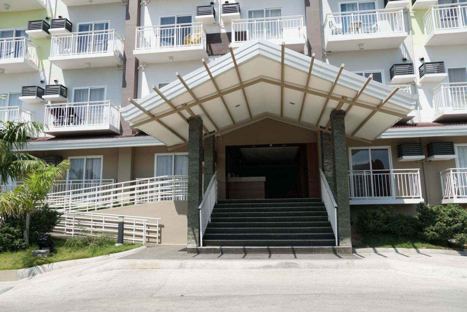 Ania Rooms@Amani Grand Residences Near Airport Lapu-Lapu City Bagian luar foto