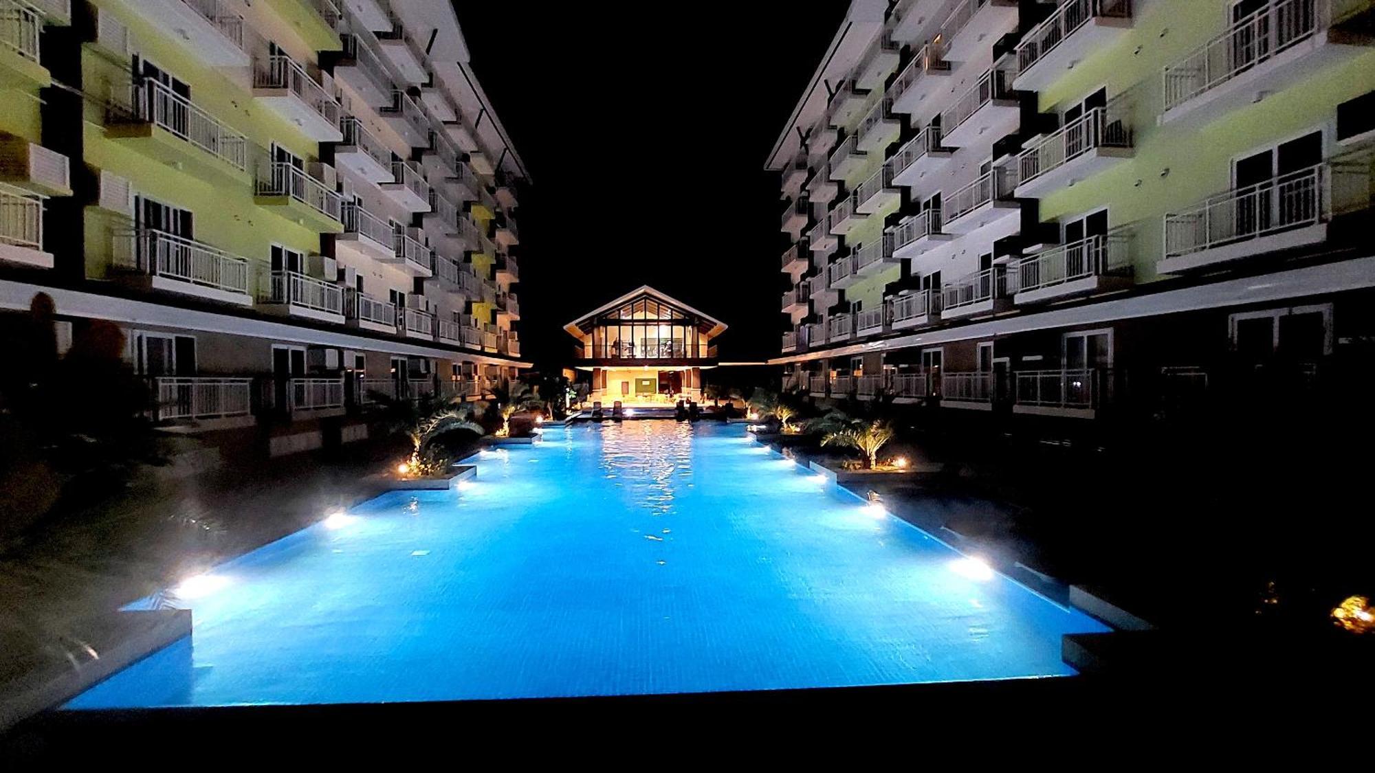 Ania Rooms@Amani Grand Residences Near Airport Lapu-Lapu City Bagian luar foto